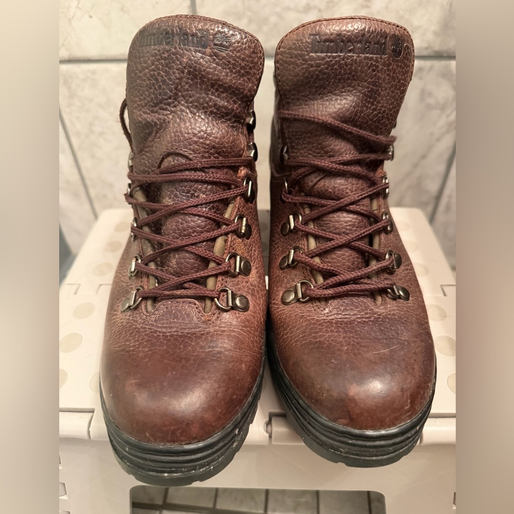 Vintage Timberland Brown Leather Ankle Boots in Excellent Condition